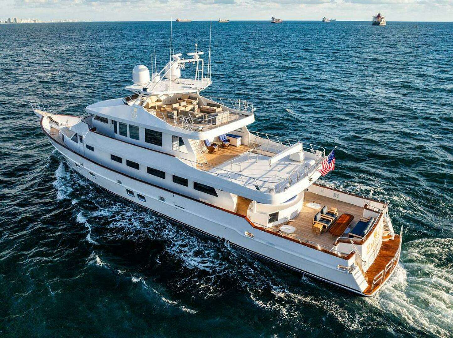 2009 Crystal Yachts Enclosed Pilothouse - Image 36