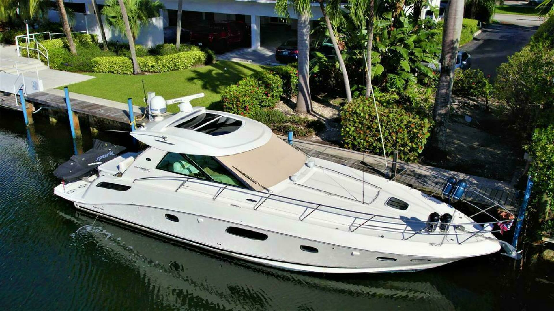 2010 Sea Ray 45 Sundancer - Image 3