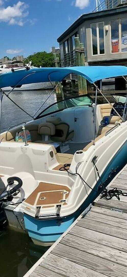 2019 NauticStar 243 DC - Image 24