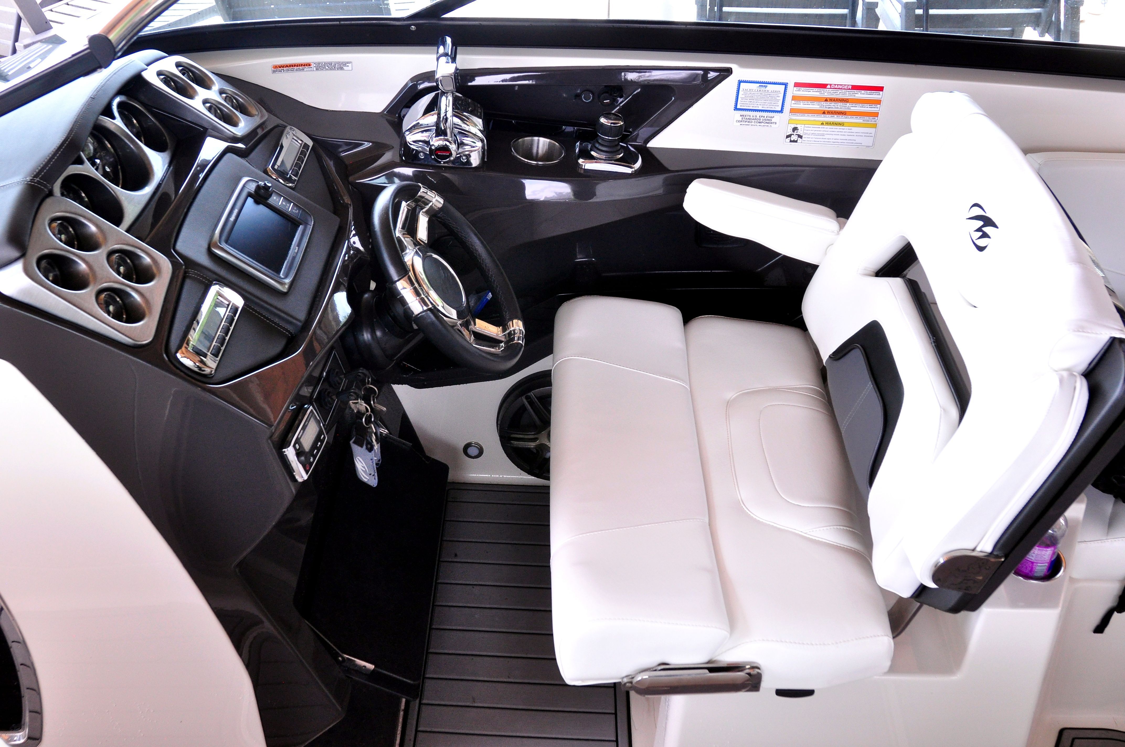 2014 Monterey 328SS Super Sport - 90
