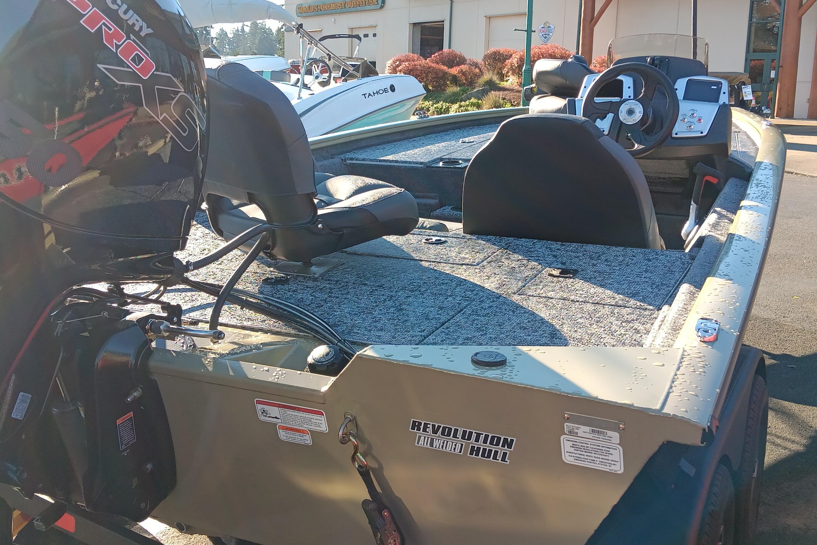 2026 Tracker Pro Team 195 boat with Mercury Pro XS engine, featuring Revolution hull design.