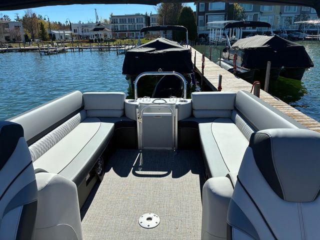 2026 Tahoe 2585 CASCADE QUAD LOUNGER - 22