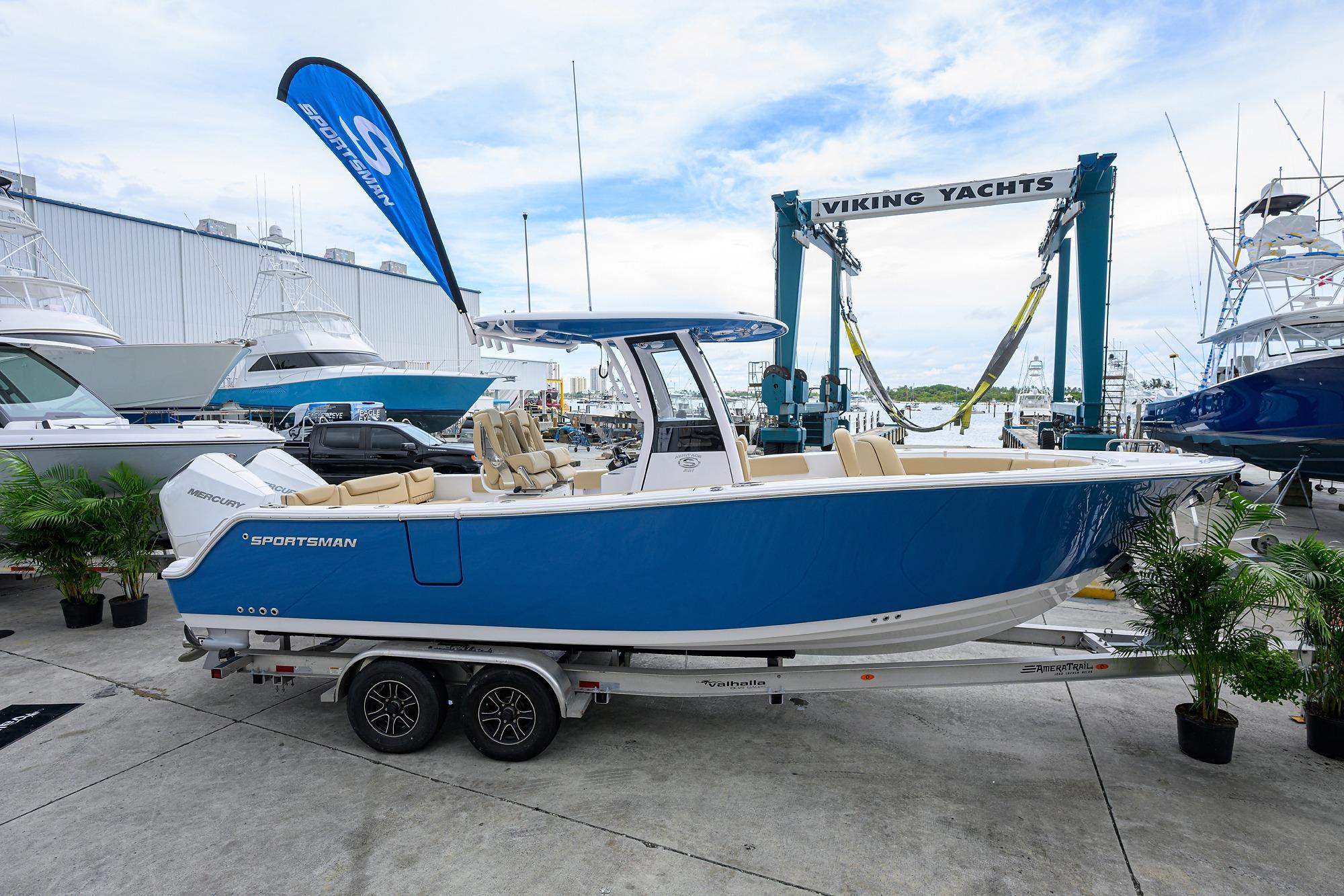 2026 Sportsman Heritage 261 Center Console