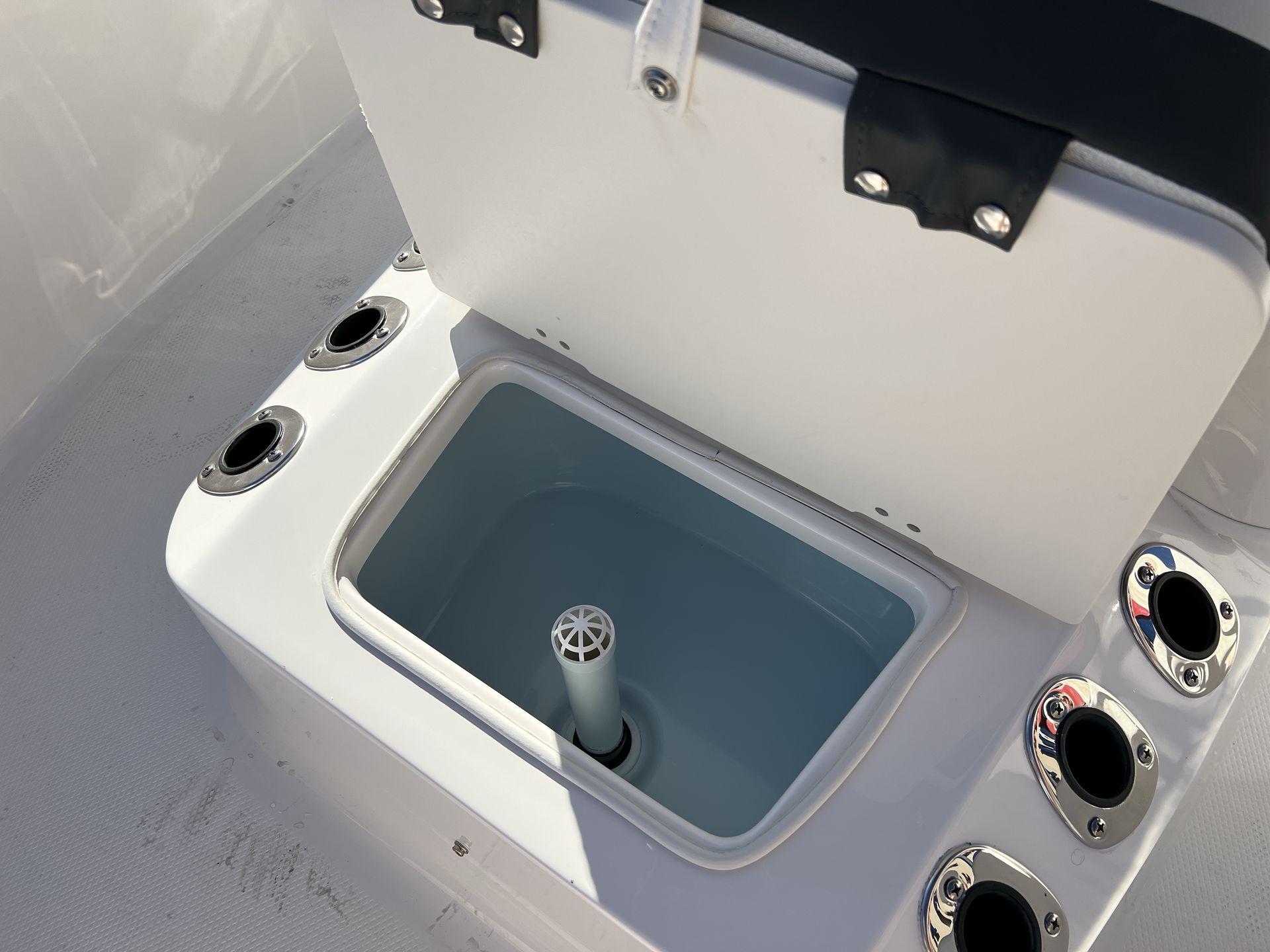 2025 ROBALO 160 CC - Image 13