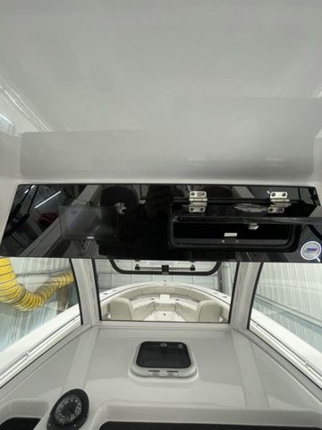 2024 Sportsman Open 352 Center Console - 29