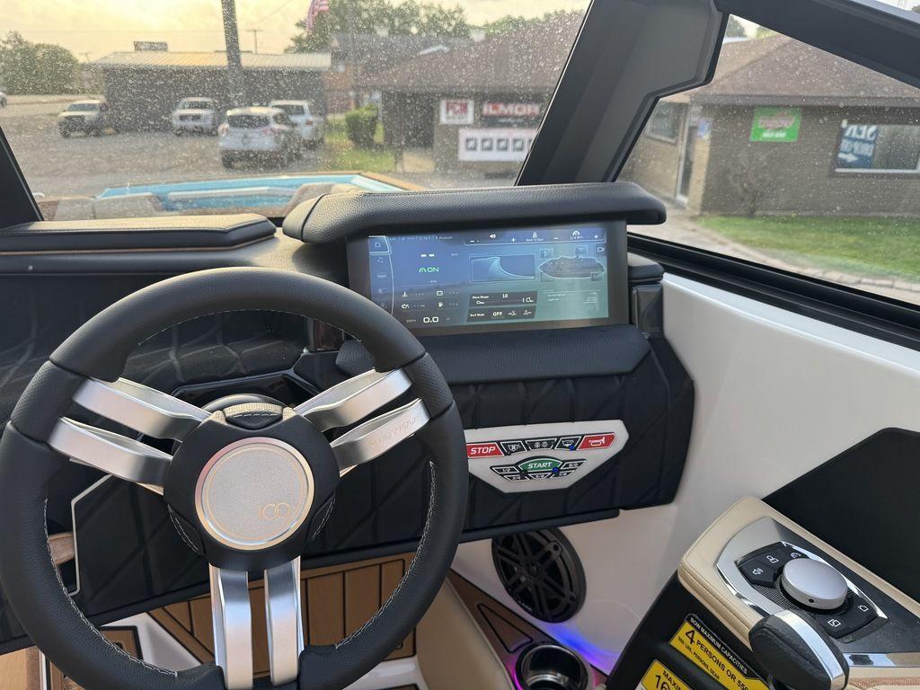 2025 Nautique Super Air Nautique S23 - 9
