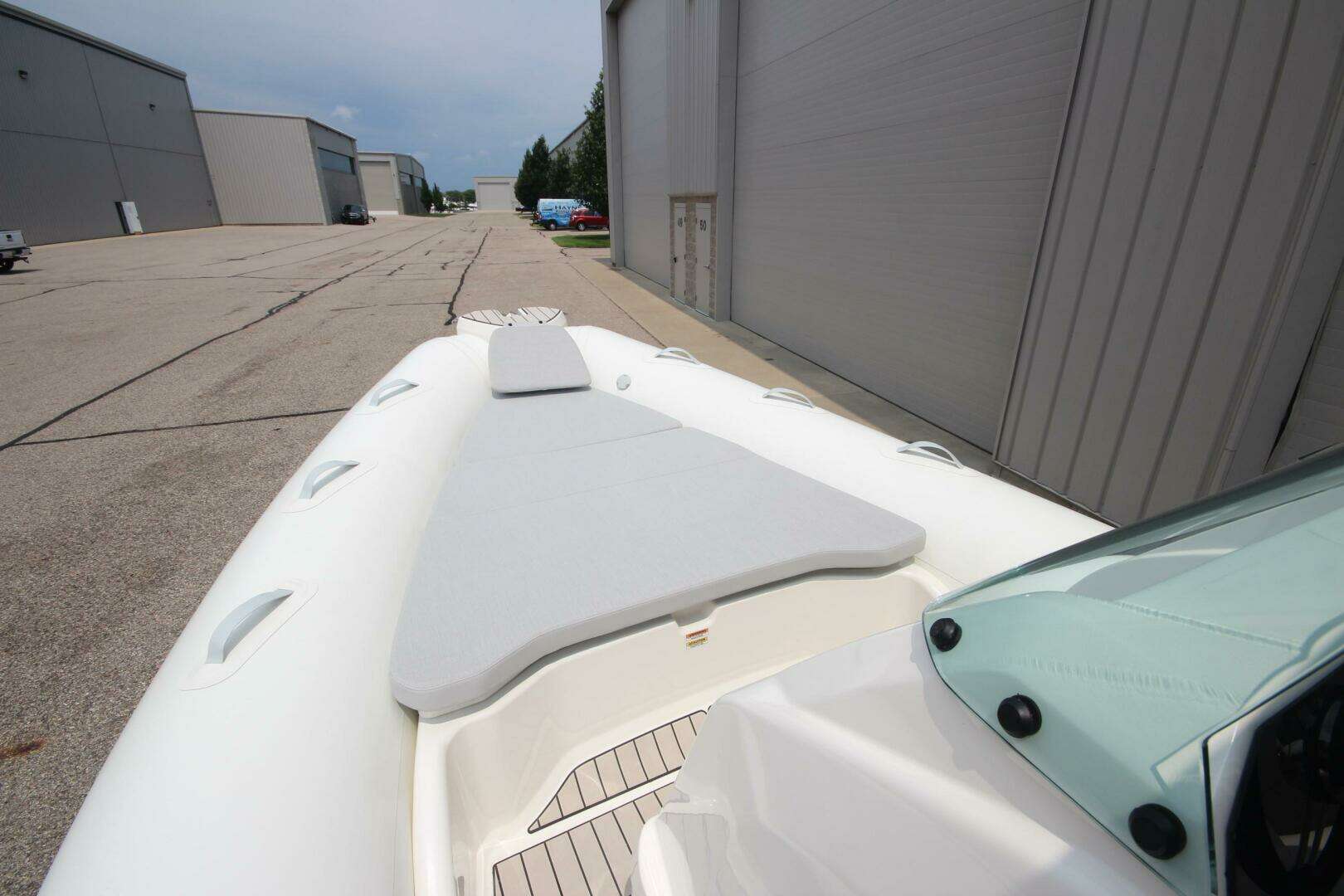 2024 Zodiac Medline 7.5 NEO - Image 24