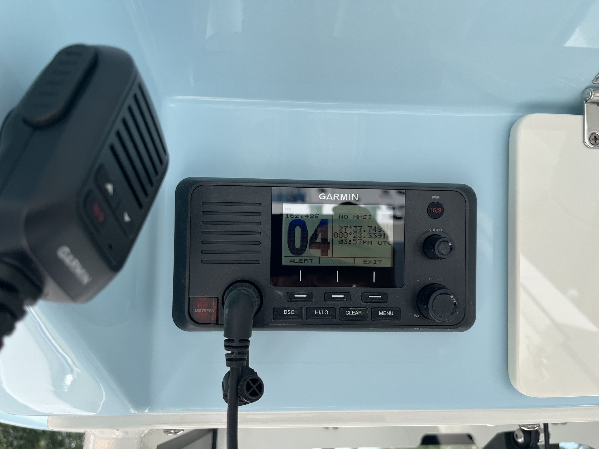 2026 Cobia 285 Open Center Console - 14