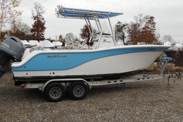 2021 Sea Fox 228 Commander