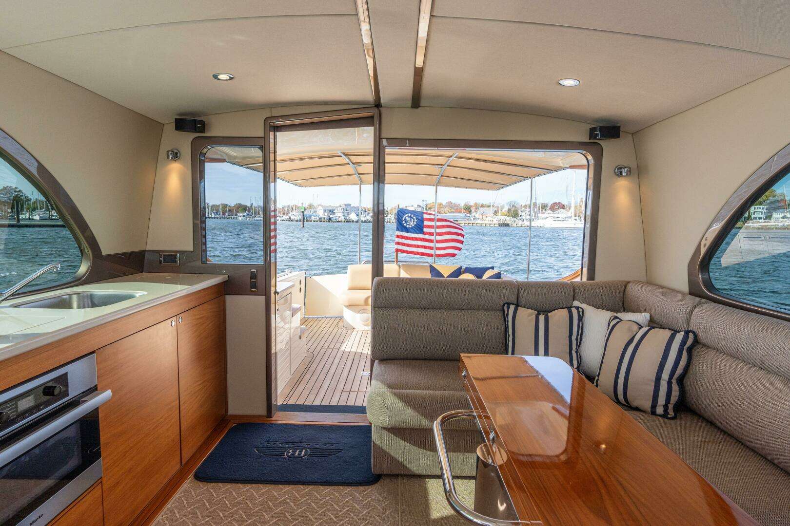 2016 Palm Beach Motor Yachts PB50 - Image 47