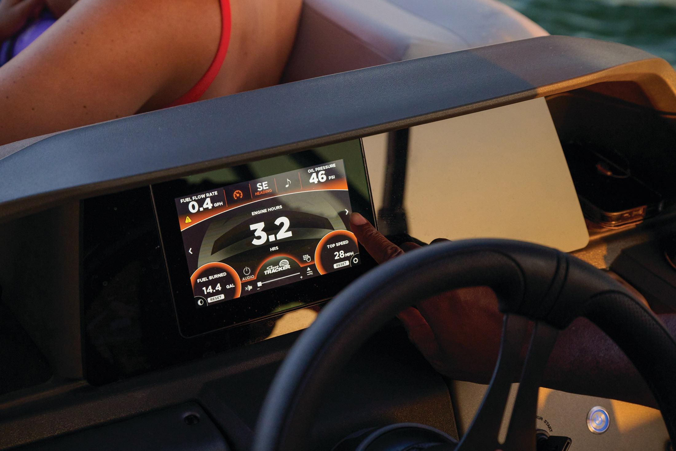 2026 Sun Tracker Party Barge 20 DLX - 62