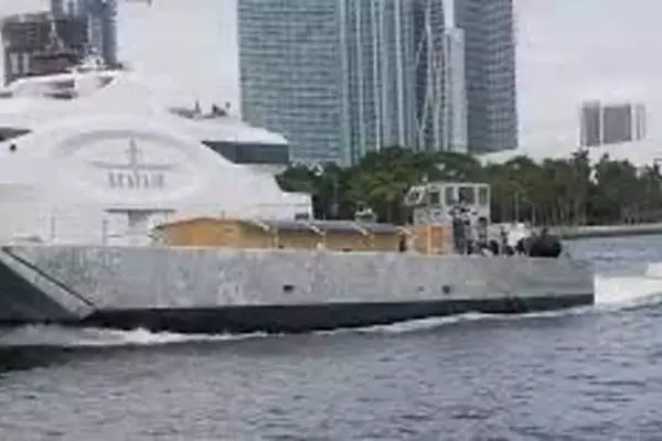 1992 Swiftships LCM8