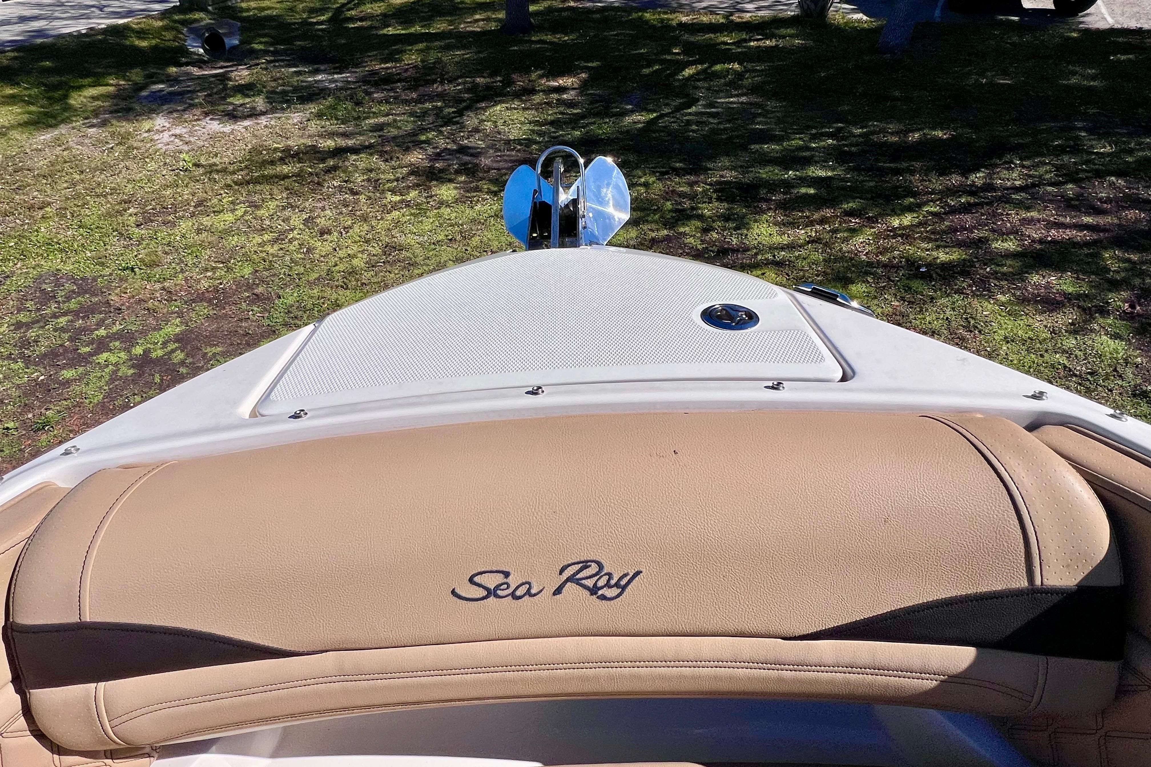 2023 Sea Ray SLX 280 - 61