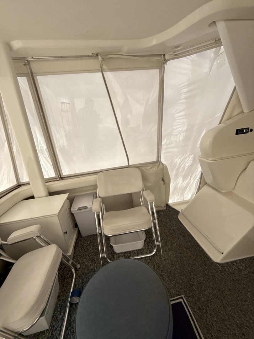 1999 Silverton 422 - Image 155