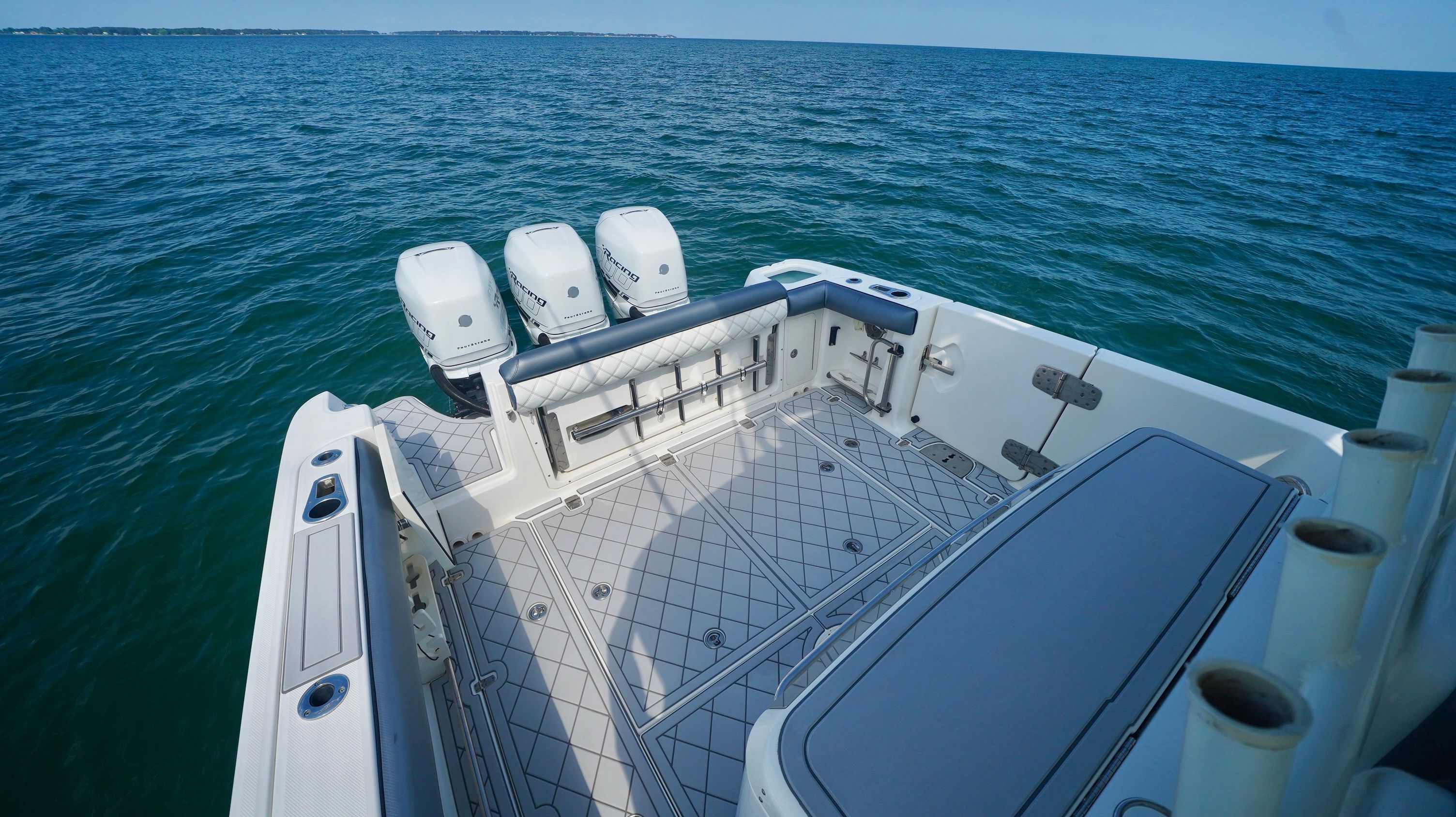 2013 Boston Whaler 350 Outrage - 66