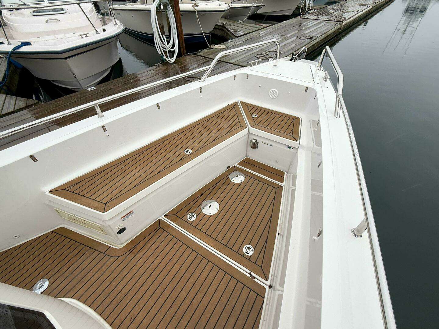 2020 Axopar 28 Cabin w/Wet Bar - Image 8
