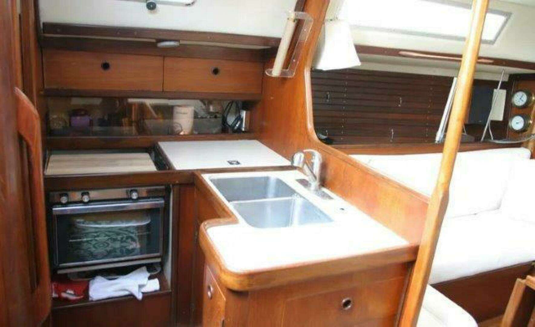 1983 Beneteau Idylle 11.5 - Image 7