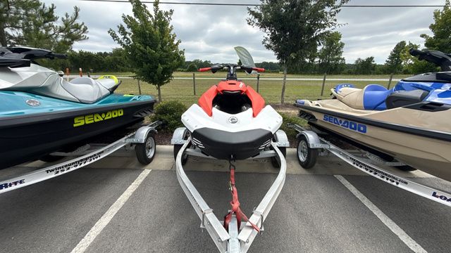 2025 Sea-Doo SPARK 3-UP 900 ACE 90 TRIXX - 8