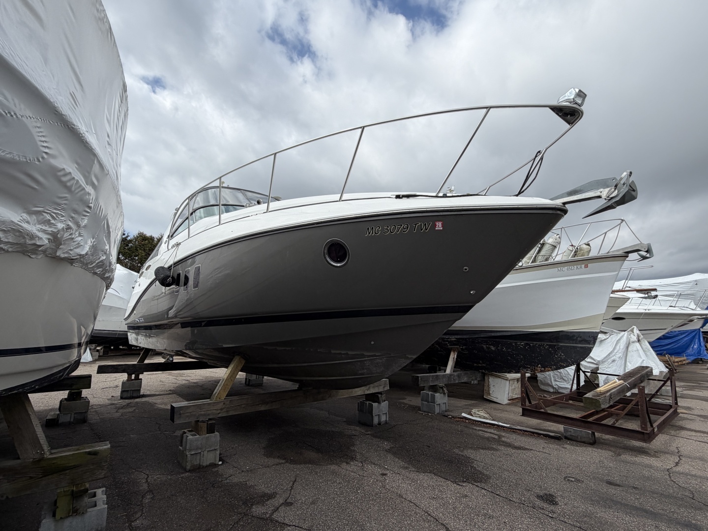 2013 Rinker 360 Express Cruiser - Image 11