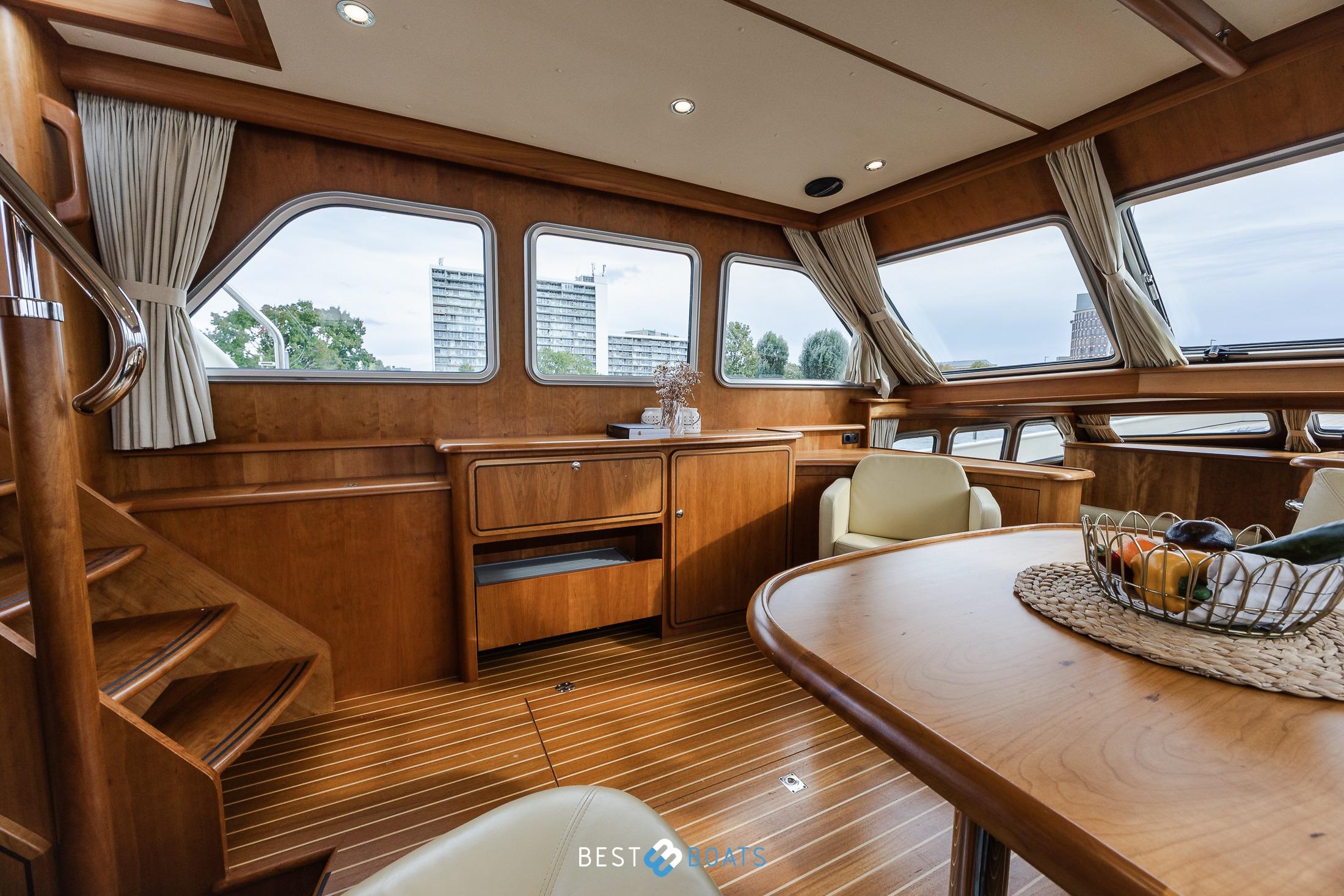 Luxurious interior of 2010 Linssen Grand Sturdy 470 AC Mark II Twin yacht.
