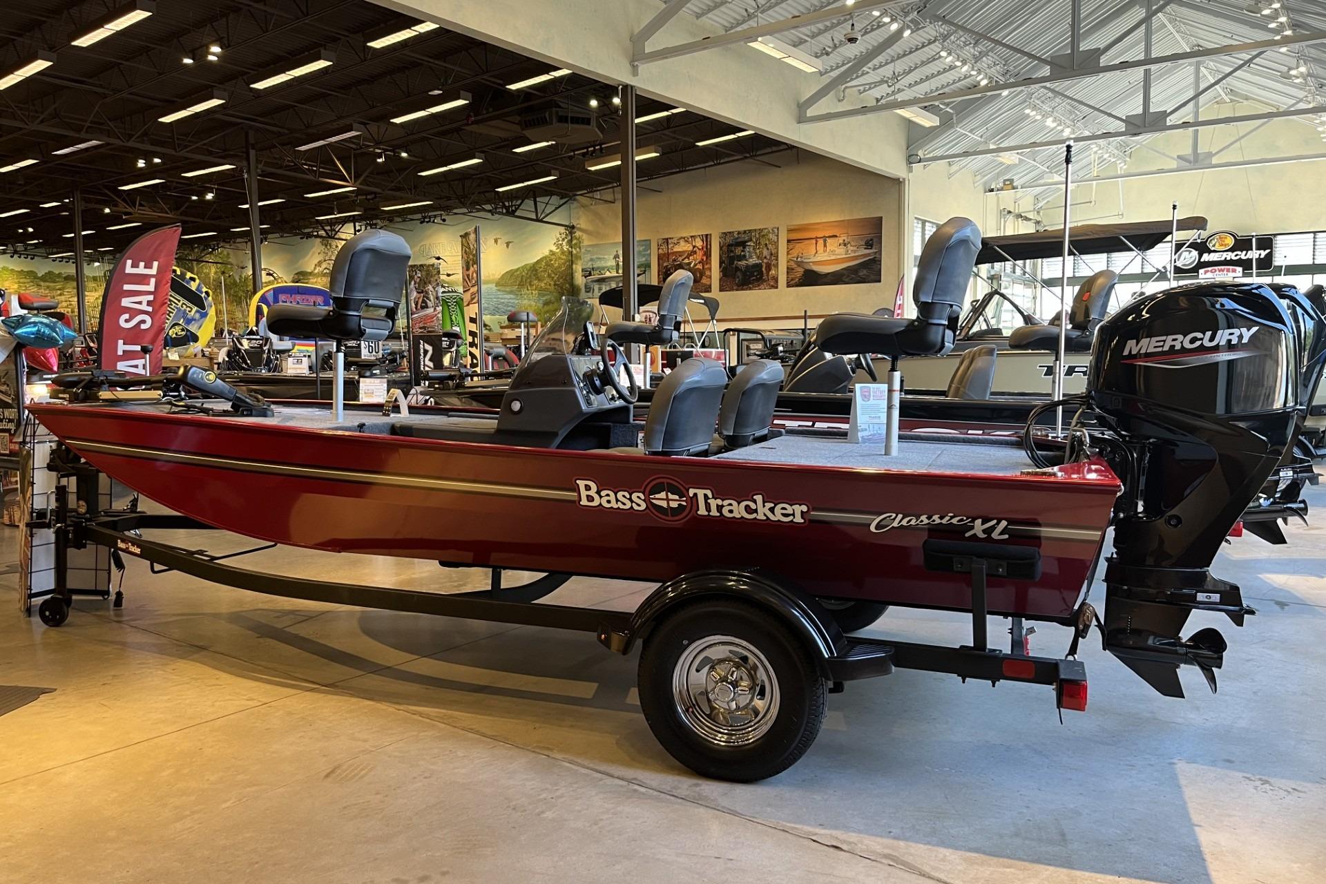 2026 Tracker Bass Tracker Classic XL