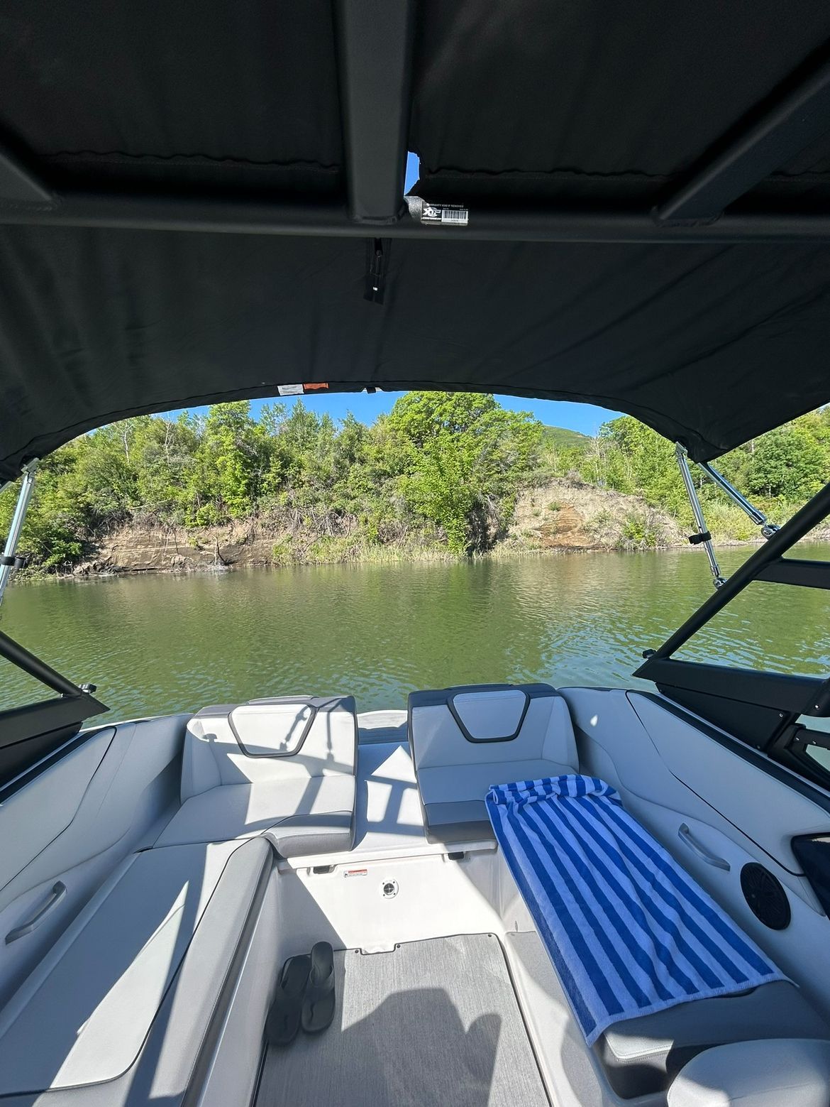 2024 Yamaha Boats AR250 - 4