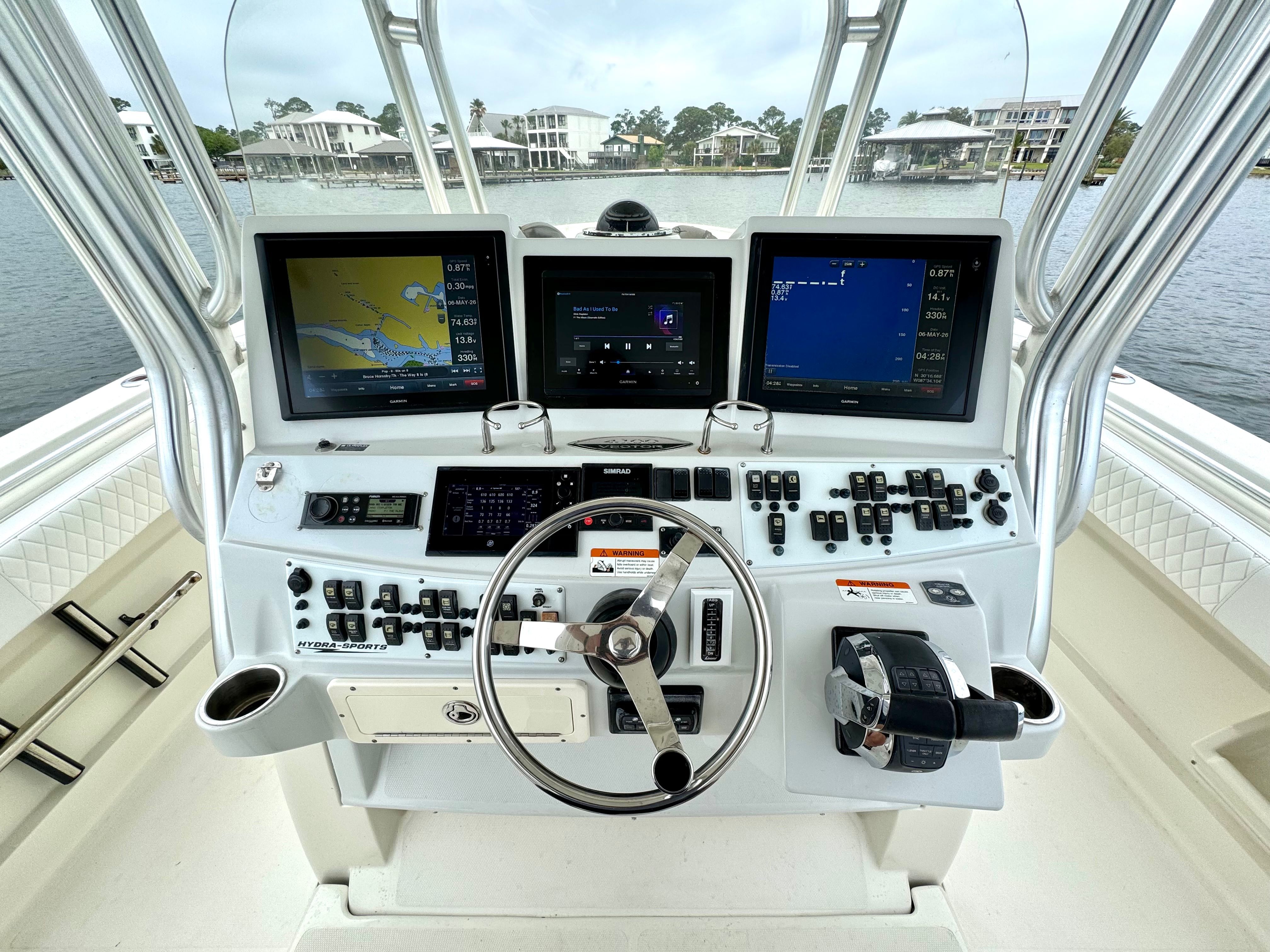 2009 Hydra-Sports Vector 4100CC - 40