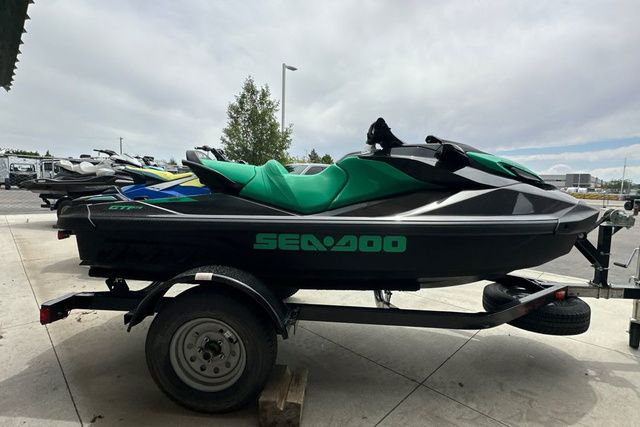 2026 Sea-Doo PWC GTR 230 AUD BK IBR 26