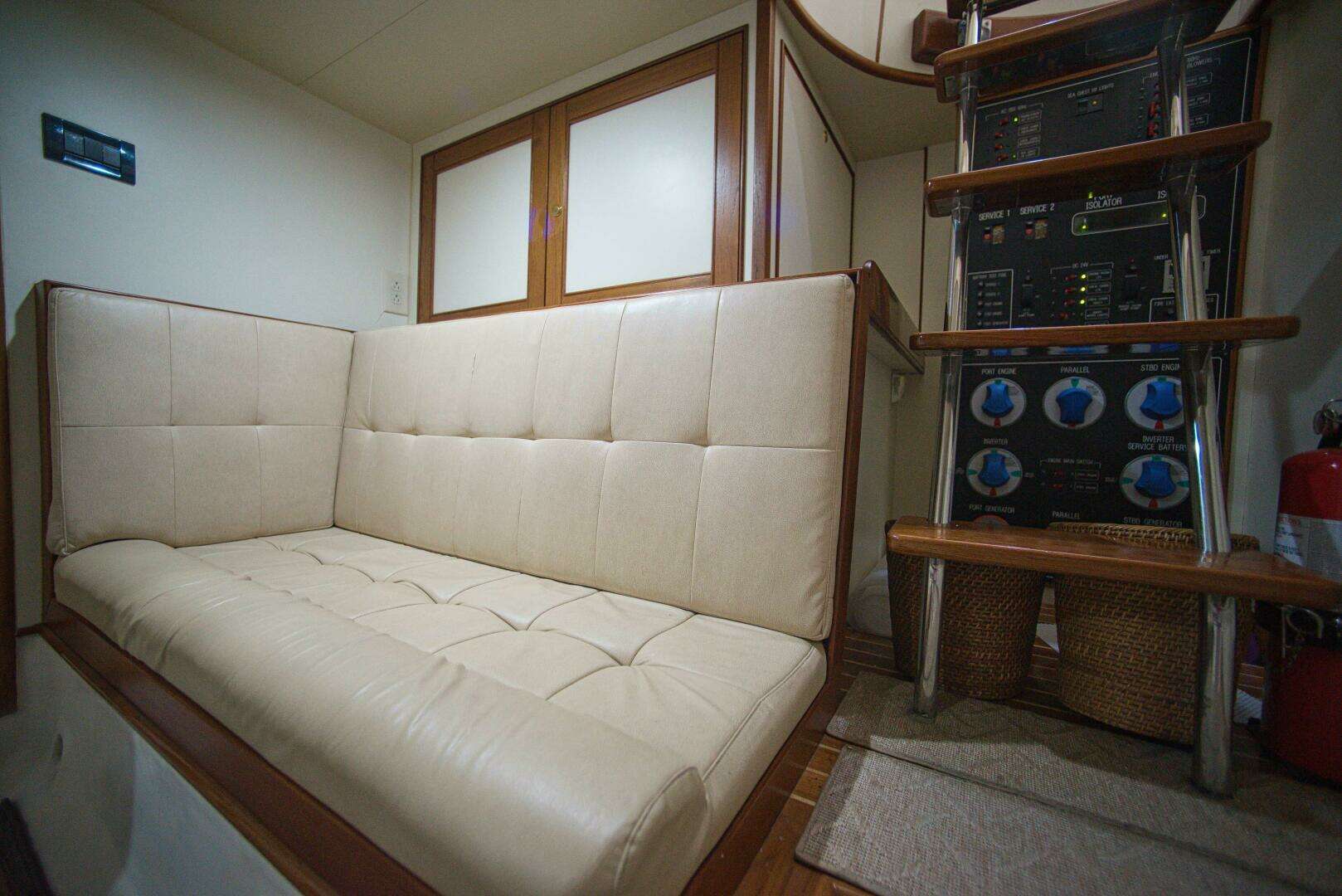 2011 Marlow Explorer 70E - Image 34