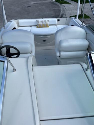 2004 Sea Ray 215 Weekender - 10