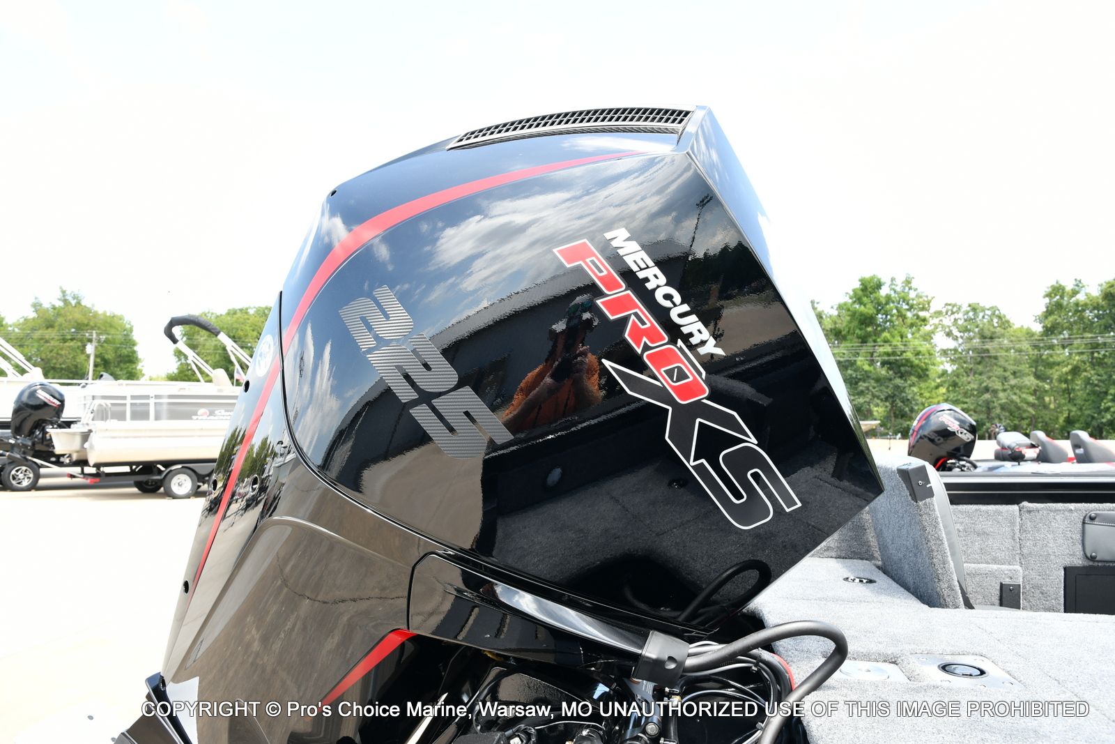 2026 Tracker Targa V-19 Combo - 18