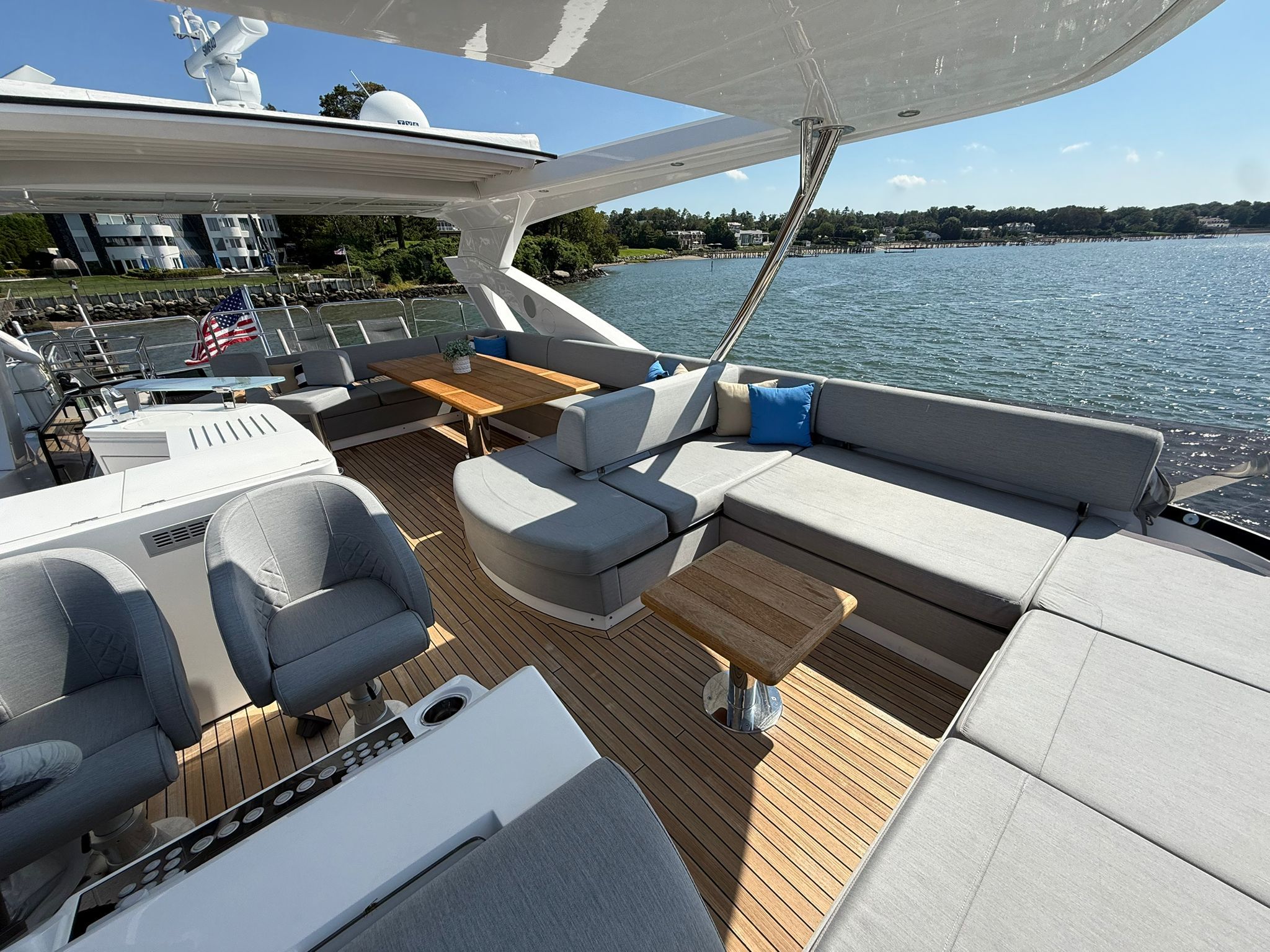2021 Sunseeker 76 Yacht - 50