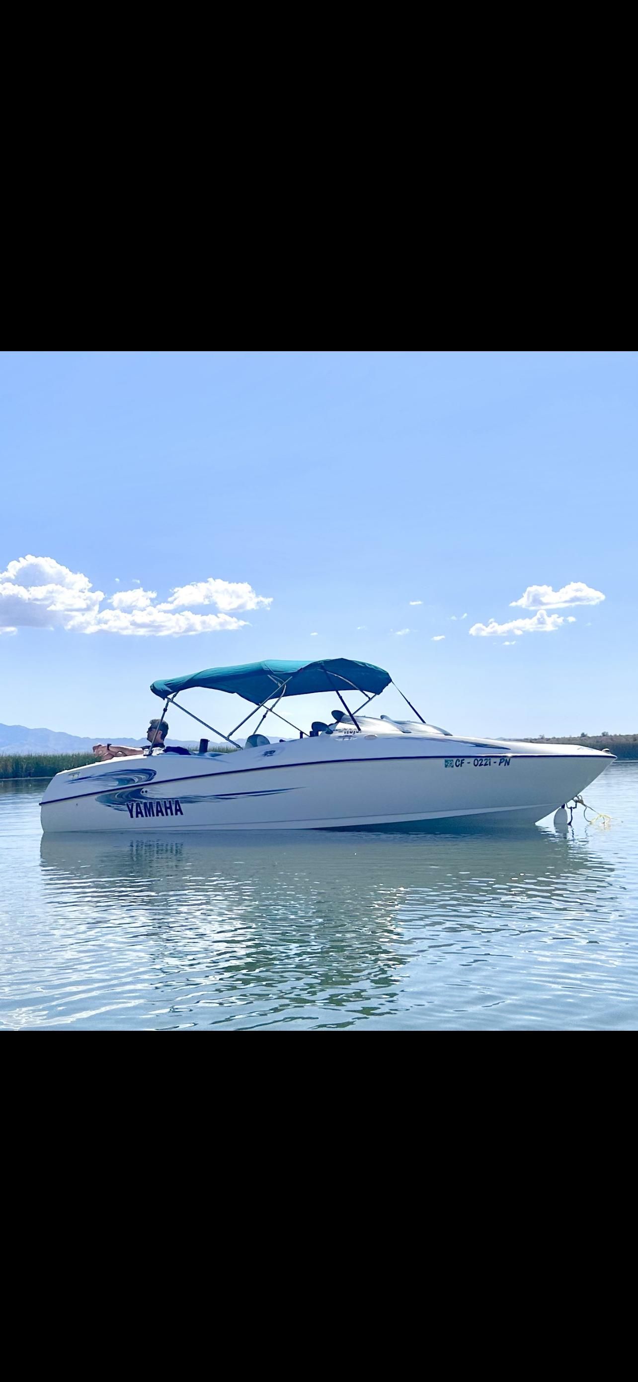 2000 Yamaha Boats LS2000