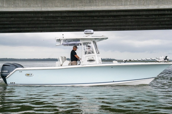 2014 Sea Hunt Gamefish 27