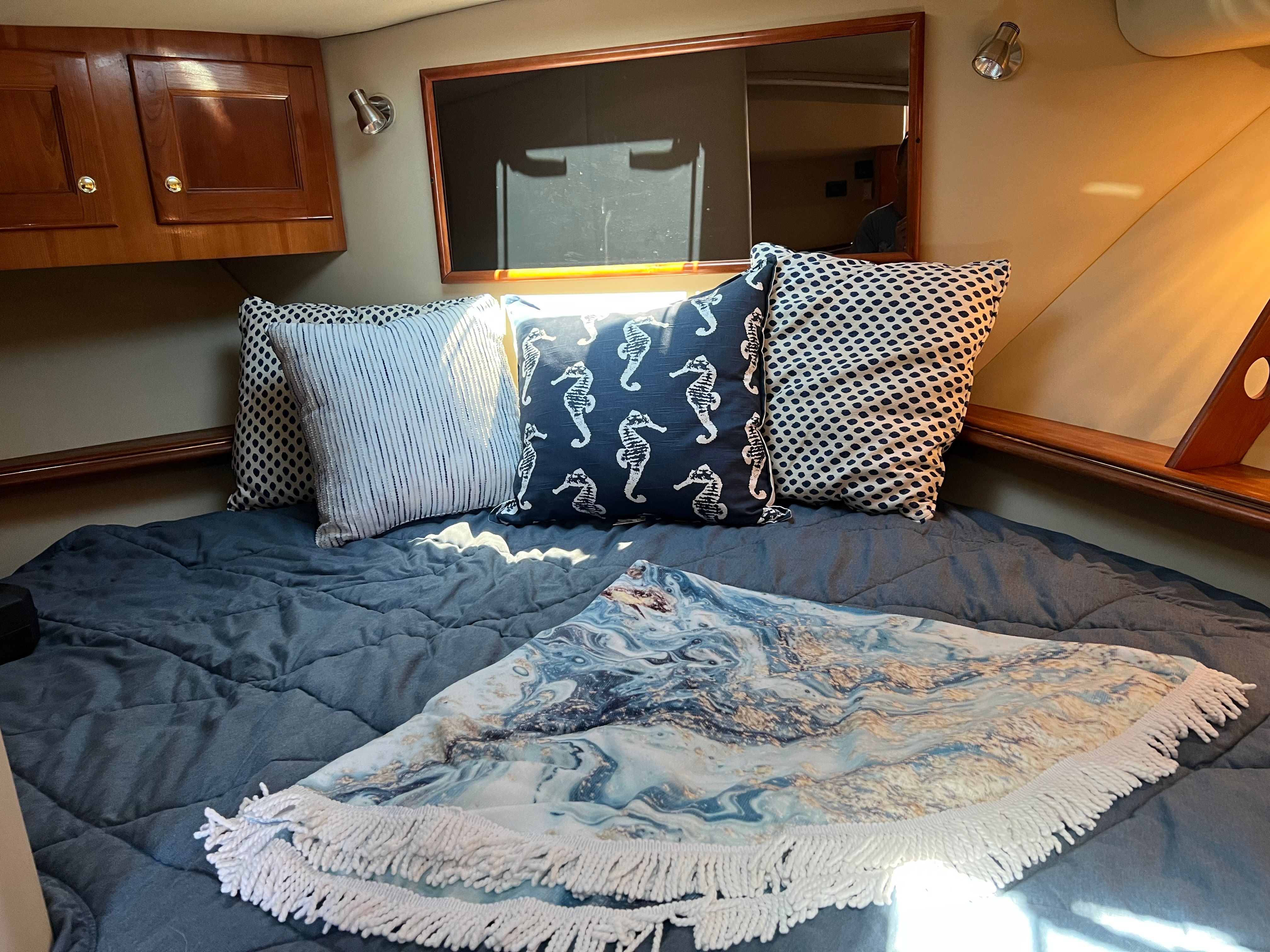 2004 Rampage 38 Express - 26