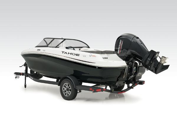 2025 Tahoe 200 S - 77