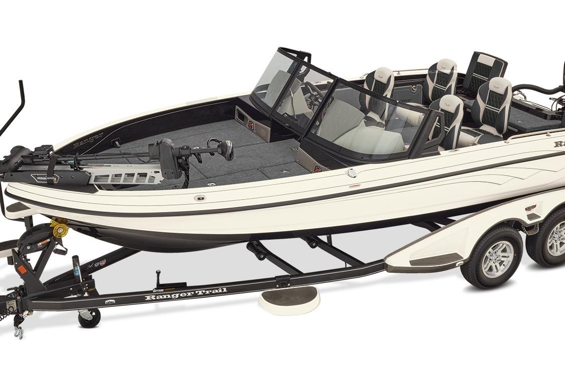 Manufacturer Provided Image: 2026 Ranger 620xFS Pro fishing boat on trailer, featuring sleek design and modern amenities.