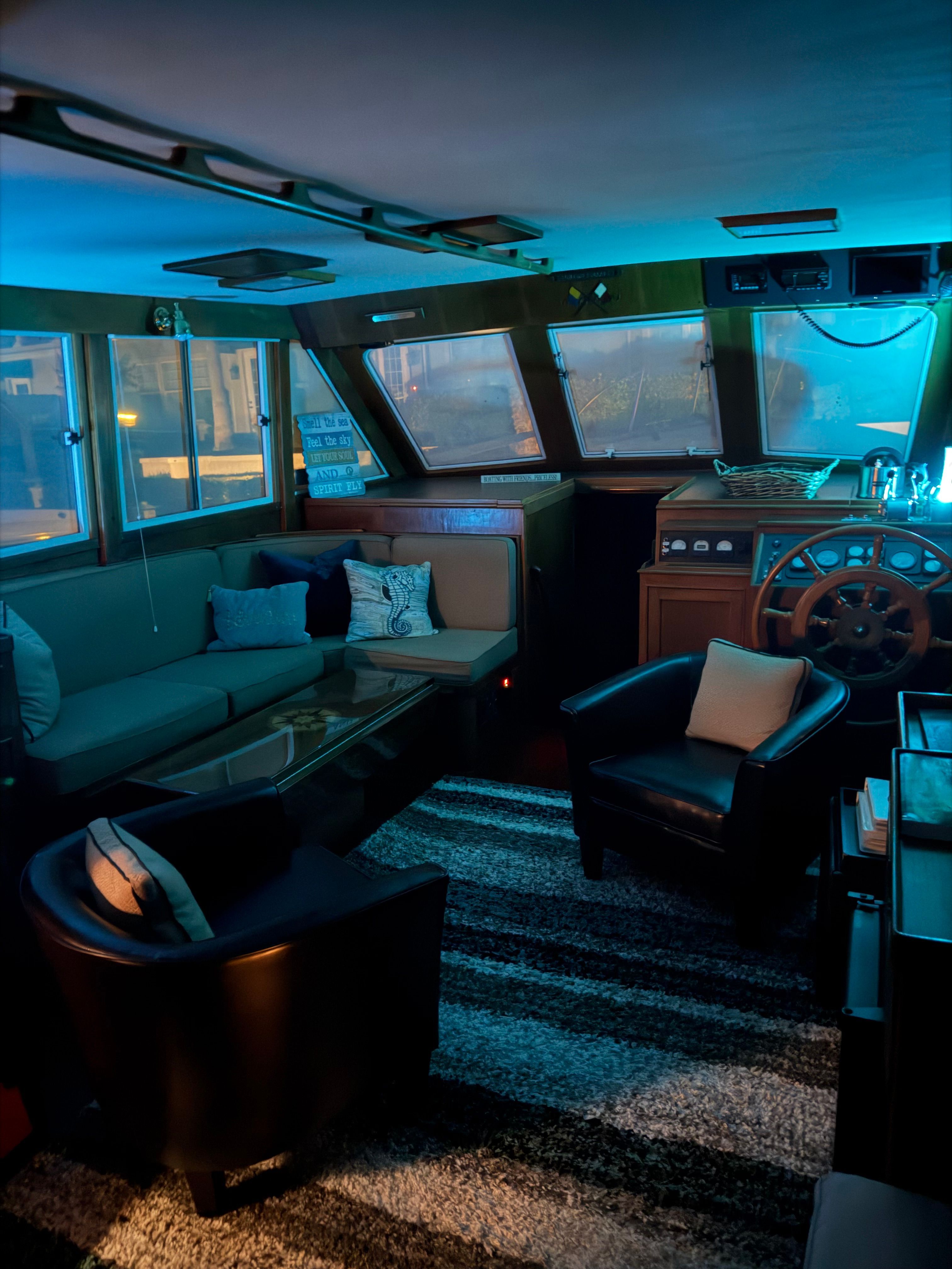 1983 Island Gypsy 44 Flush Deck - 92