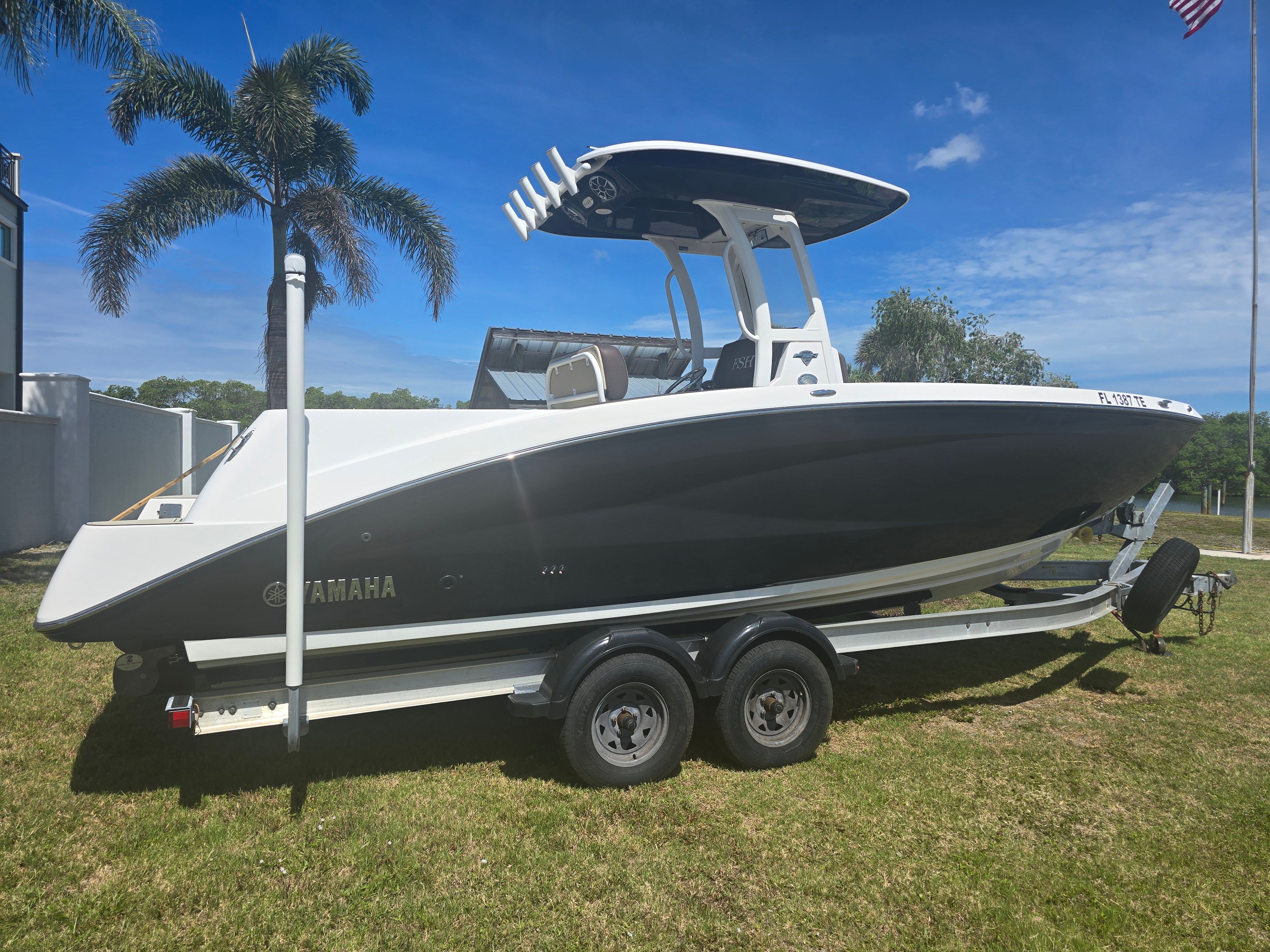 2022 Yamaha Boats 255 FSH Sport E