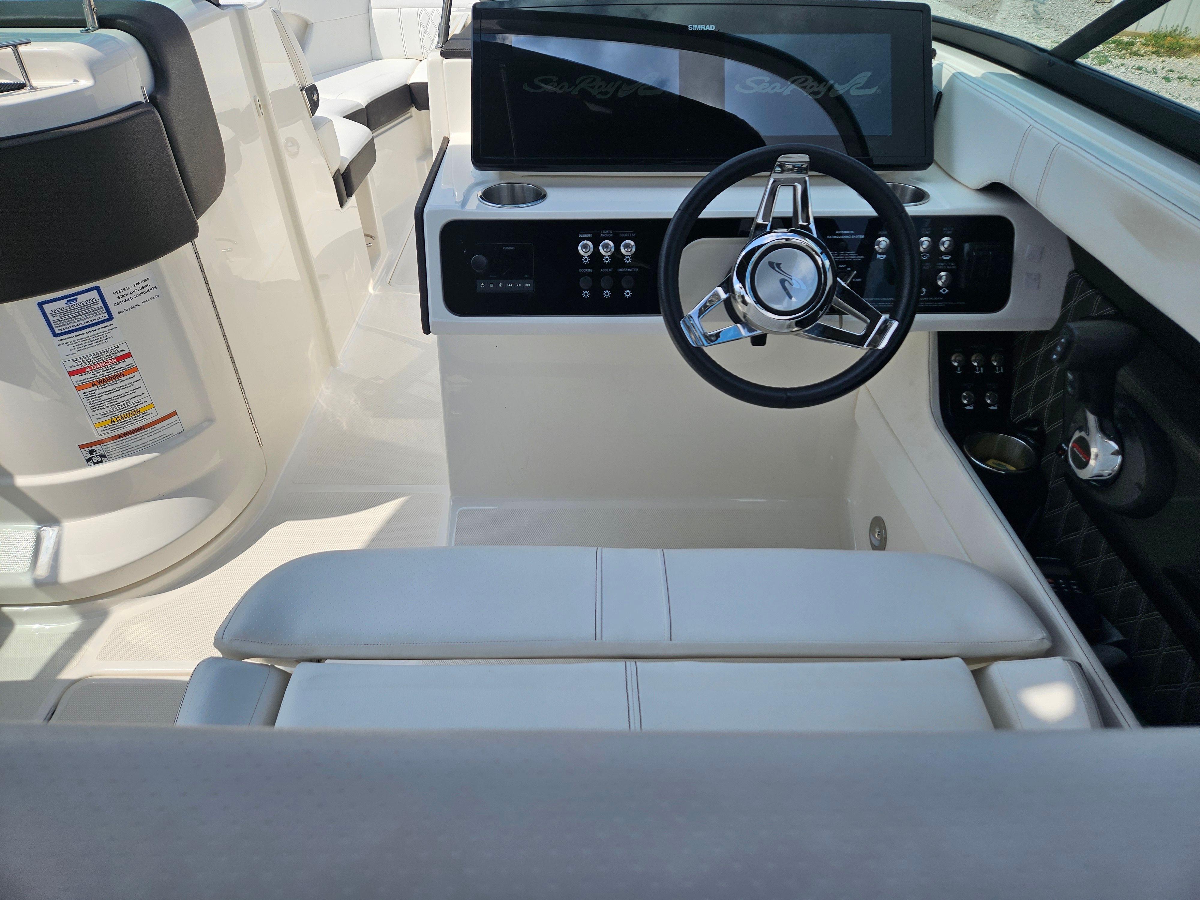 2021 Sea Ray SLX 280 - 13