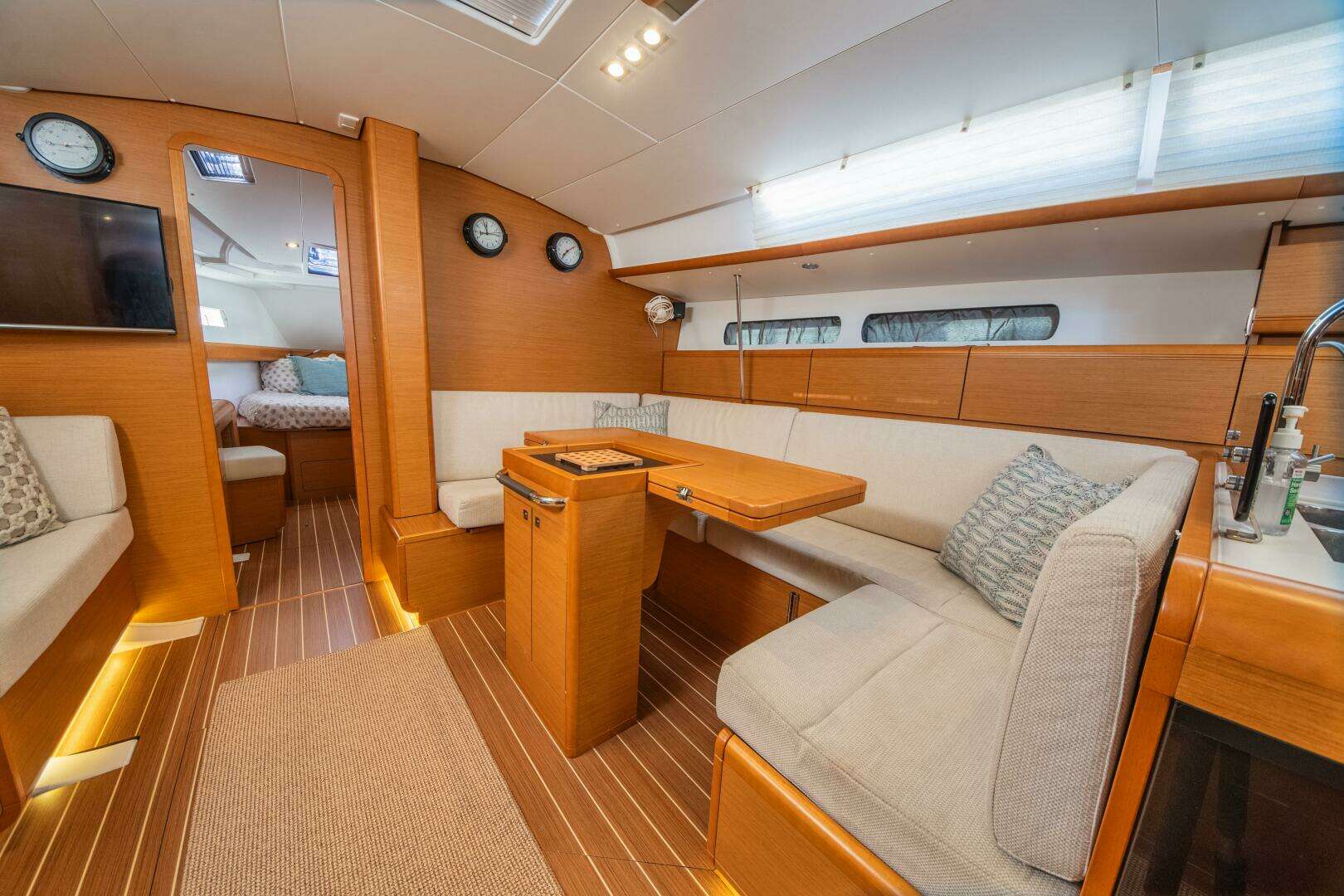 2016 Jeanneau 439 - Image 49