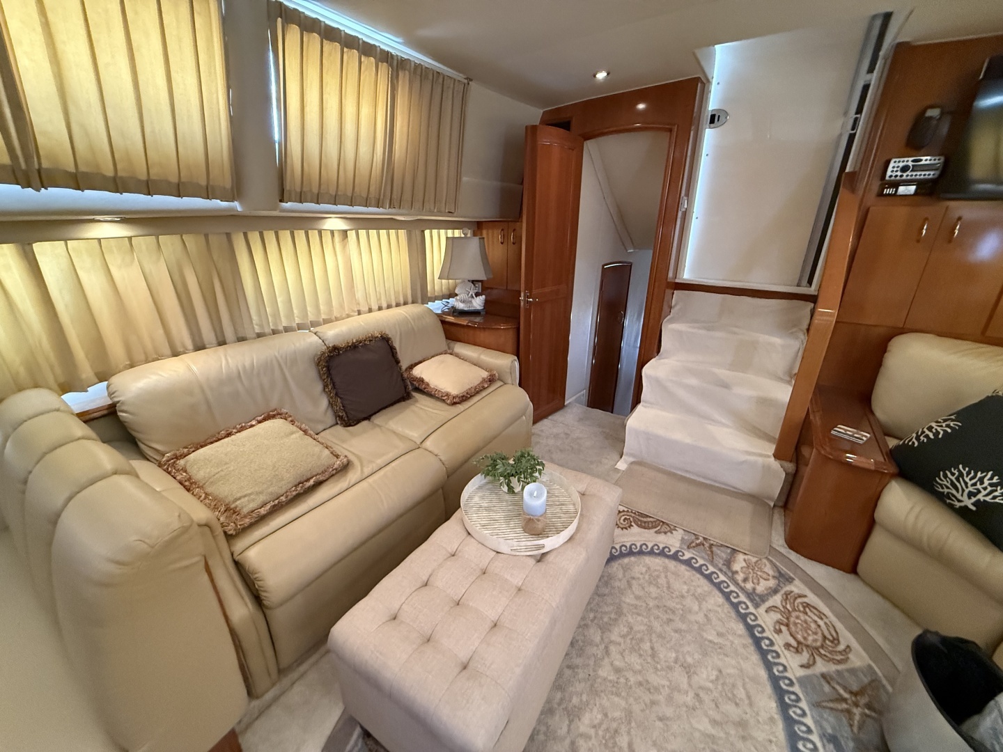 2006 Carver 44 CMY - Image 17