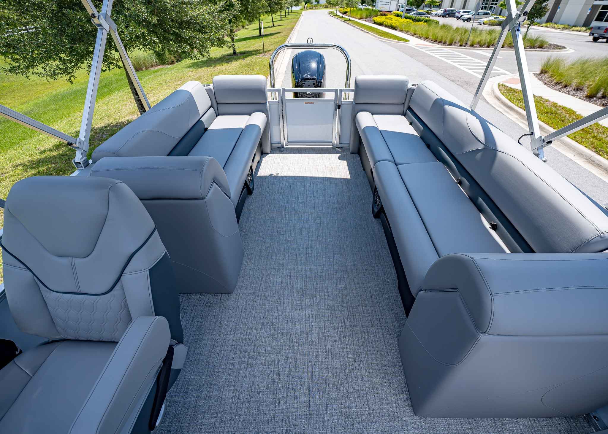 2025 Tahoe Pontoon SLT 23' Quad Lounge - 22