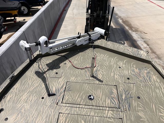 2021 Tracker Grizzly 2072 CC - 8
