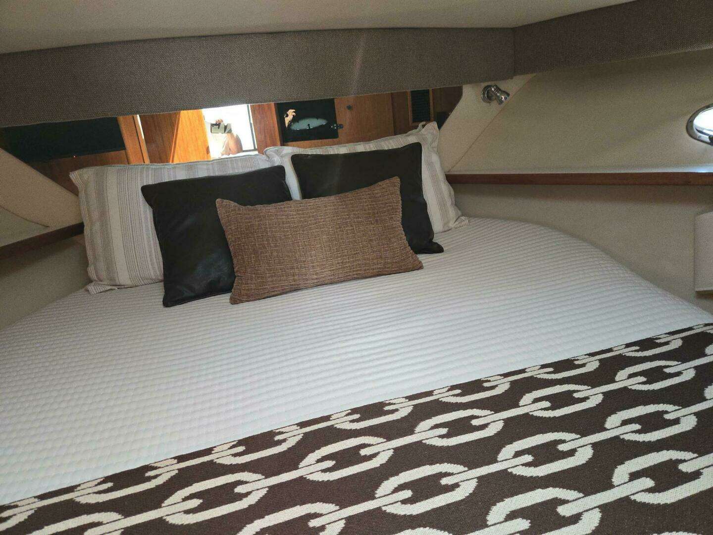 2001 Tiara Yachts 3800 Express - Image 37