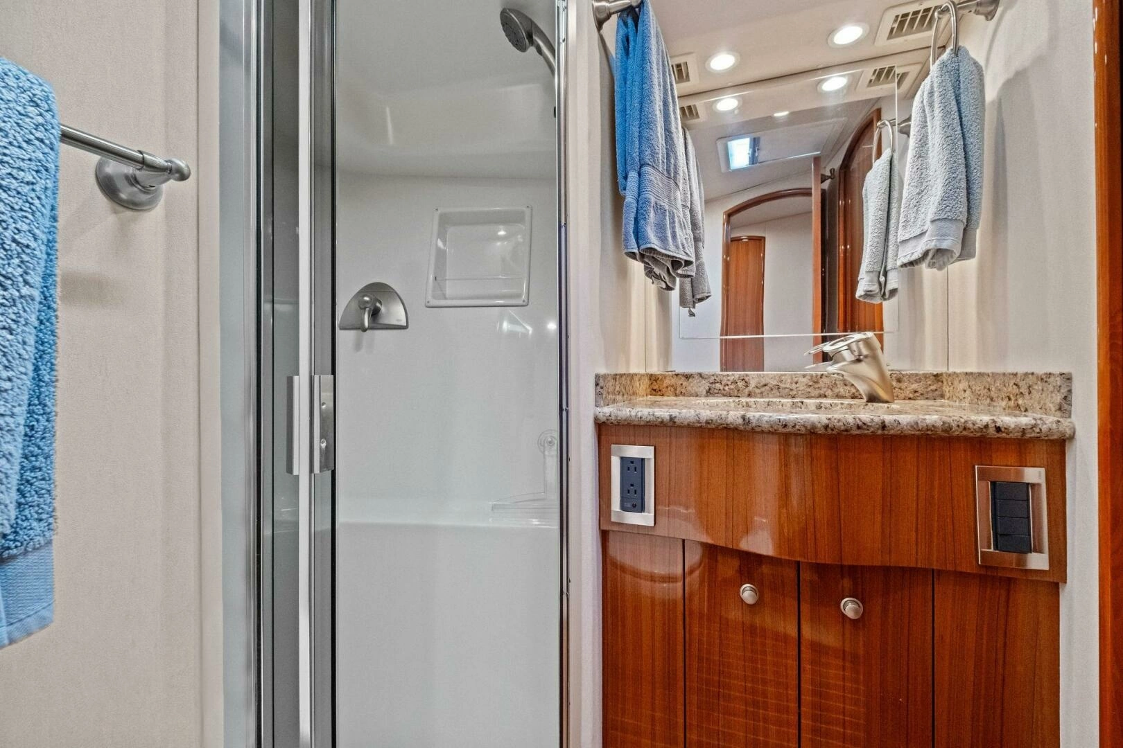 2008 Viking 64 Convertible - Image 55
