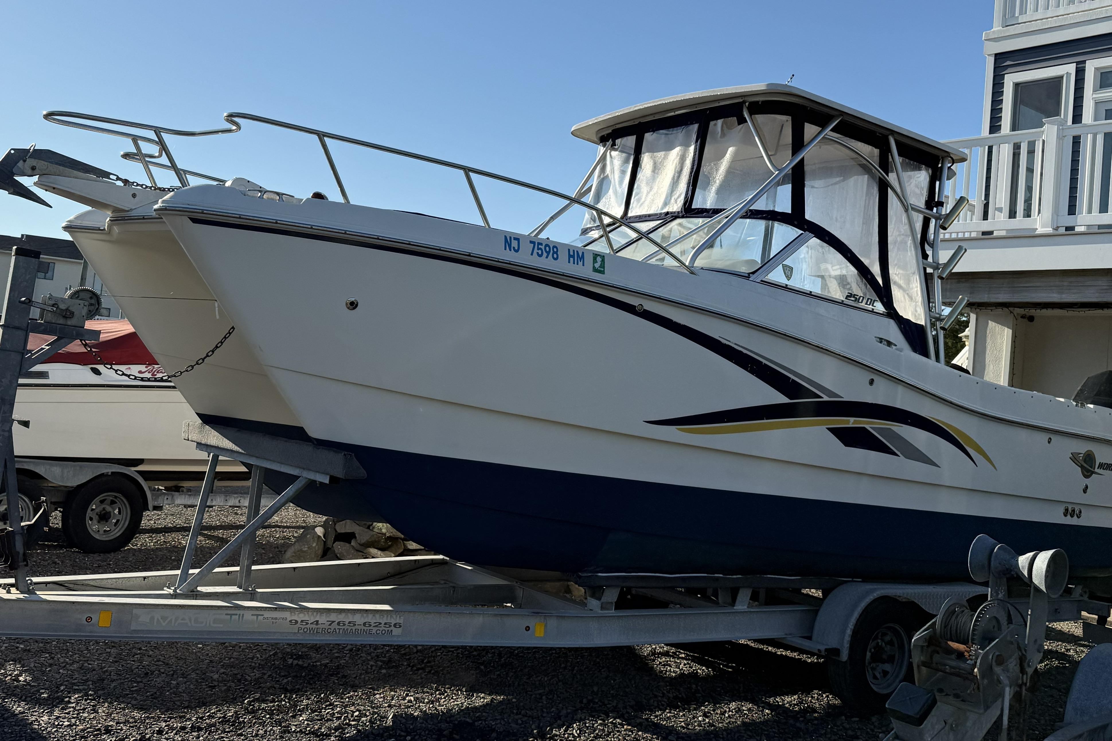 2005 World Cat 250 DC