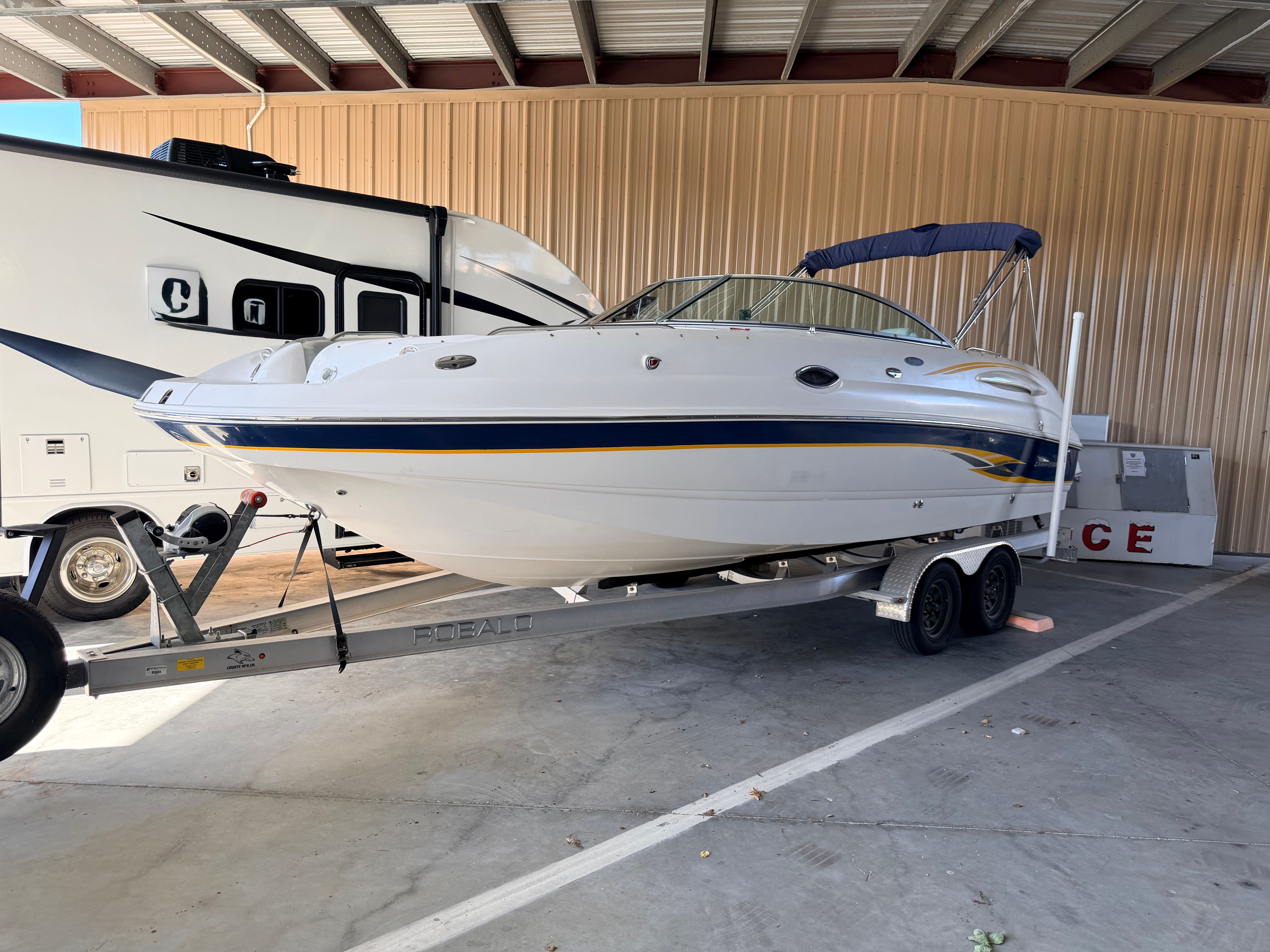 2002 Chaparral Sunesta 243 - 7