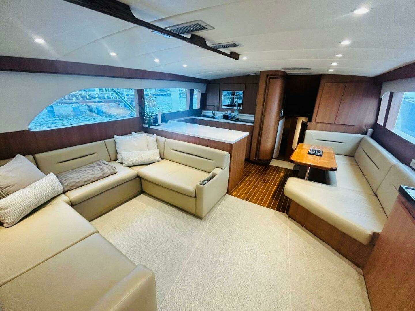 1988 Bertram 54' - Image 23