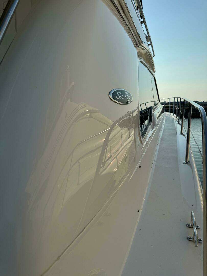 1998 Sea Ray 480 Sedan Bridge - Image 7